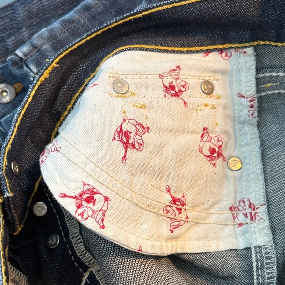 True Religion Women’s Cameron Jeans - Picture 8 of 15